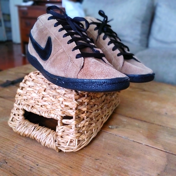 Nike Air Classic SB Taupe/Black Size 13 310704-201